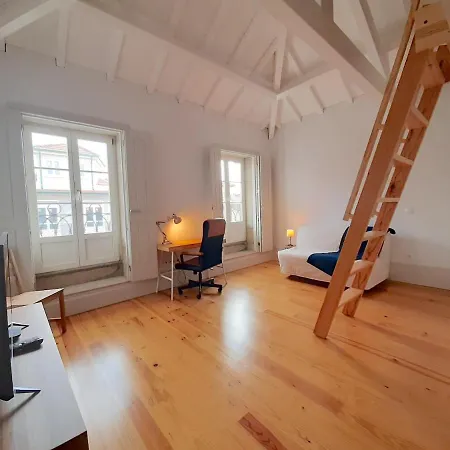 Vista By Flat In Apartment *